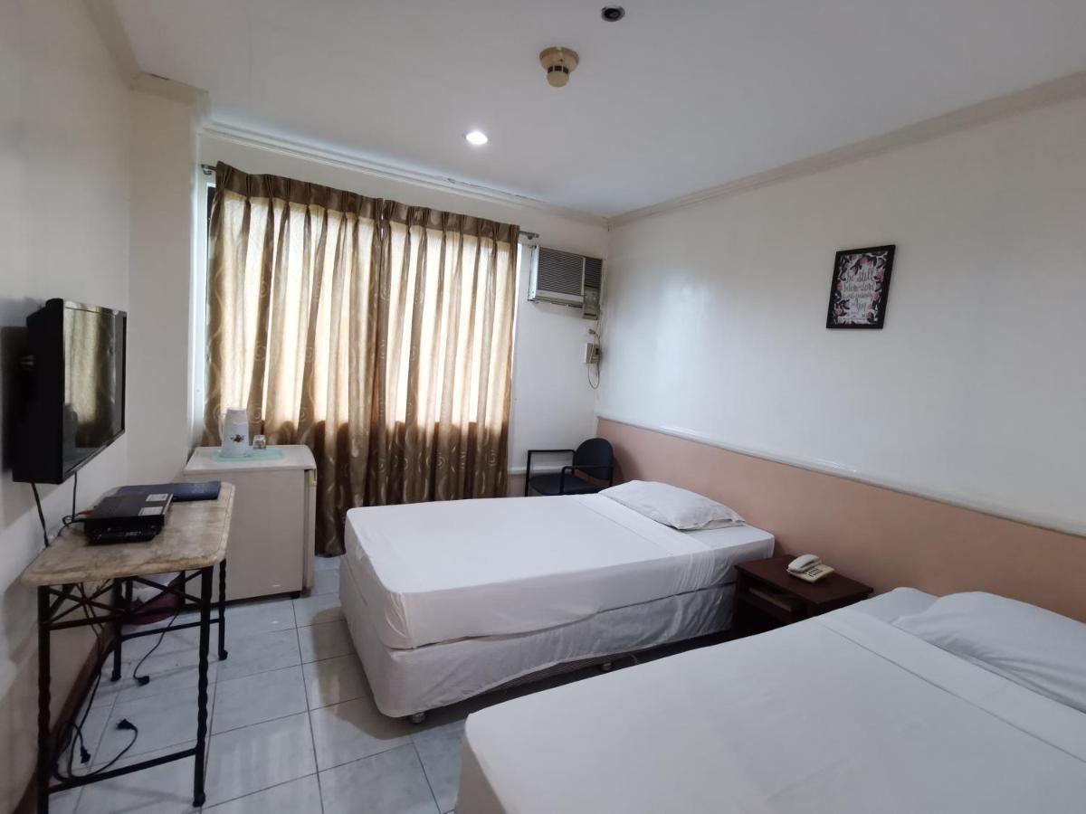 Metro Park Hotel - Cebu City Exteriör bild