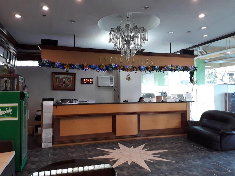 Metro Park Hotel - Cebu City Exteriör bild