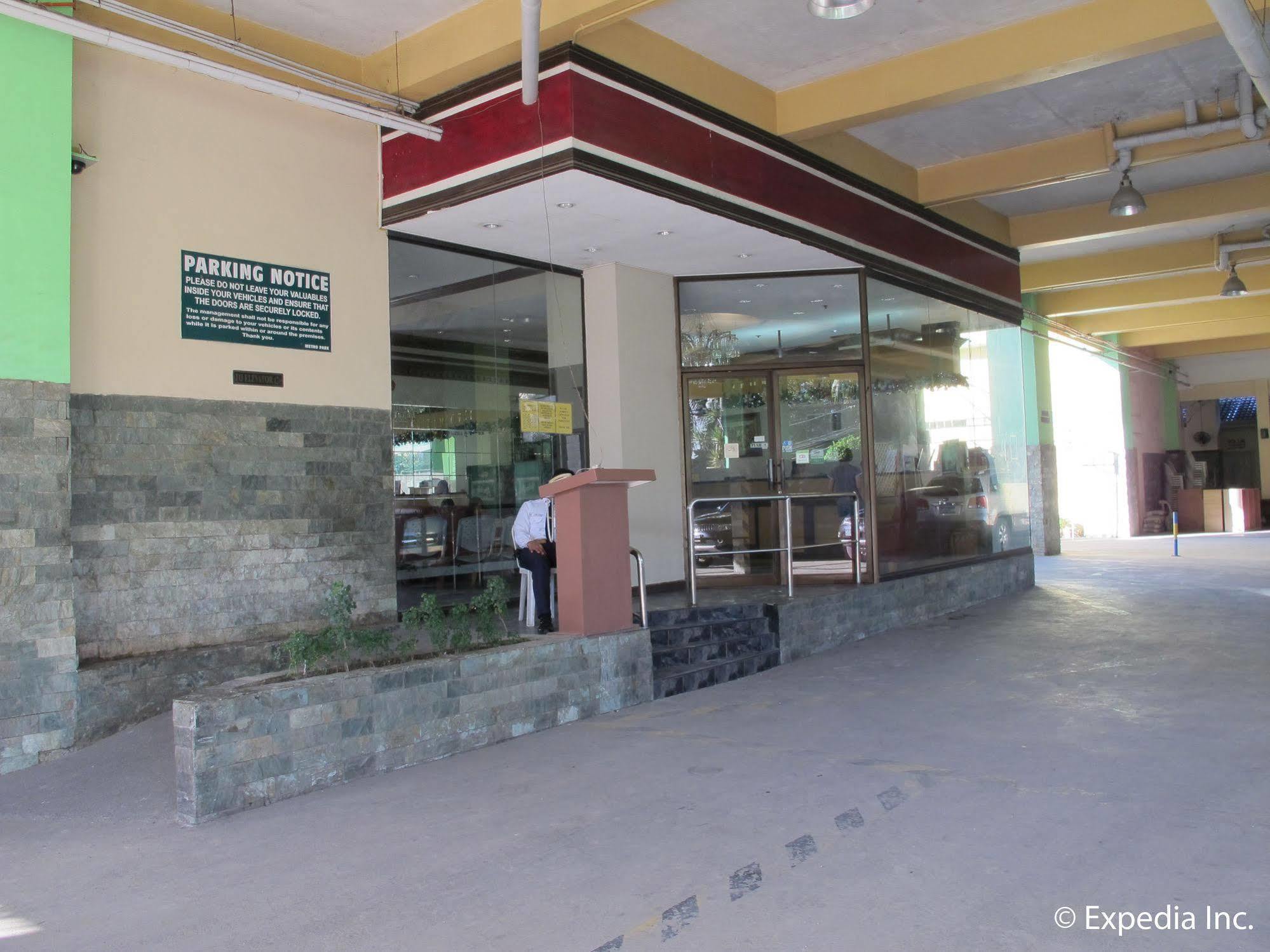 Metro Park Hotel - Cebu City Exteriör bild